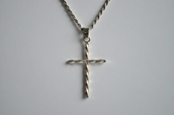 TWISTED CROSS small
